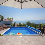 Leta - Luxury In A Oasis With Heated Swimming Pool, Fitness Center And Summer Kitchen - Kvarner Villa