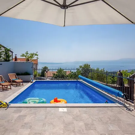 Leta - Luxury In A Oasis With Heated Swimming Pool, Fitness Center And Summer Kitchen - Kvarner Villa