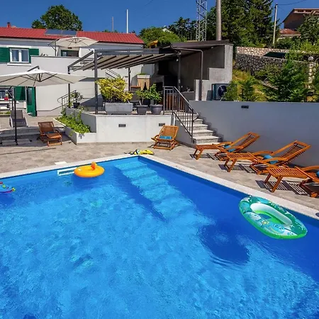 Leta - Luxury In A Oasis With Heated Swimming Pool, Fitness Center And Summer Kitchen - Kvarner Villa