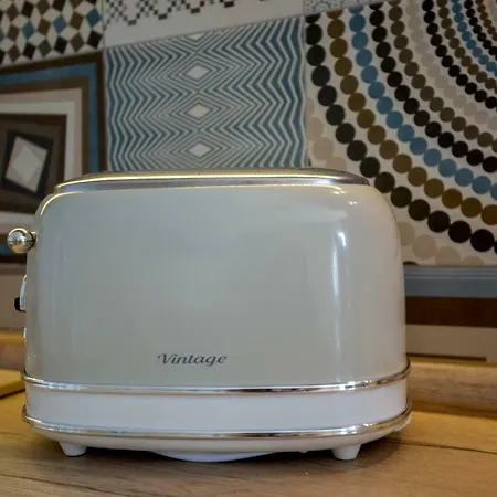 Villa Leta: Luxurious 5-star Oasis With Fitness And Heated Pool *