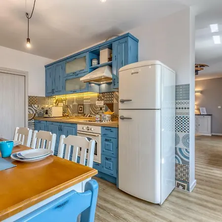 Leta - Luxury In A Oasis With Heated Swimming Pool, Fitness Center And Summer Kitchen - Kvarner *