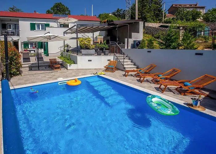 Leta - Luxury In A Oasis With Heated Swimming Pool, Fitness Center And Summer Kitchen - Kvarner Villa