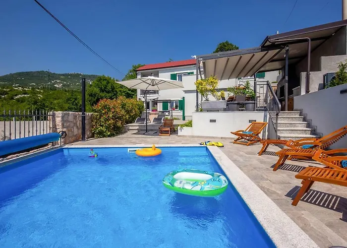 Leta - Luxury In A Oasis With Heated Swimming Pool, Fitness Center And Summer Kitchen - Kvarner Villa Hreljin