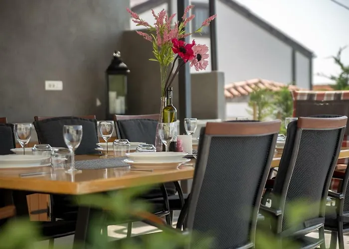 Leta - Luxury In A Oasis With Heated Swimming Pool, Fitness Center And Summer Kitchen - Kvarner *