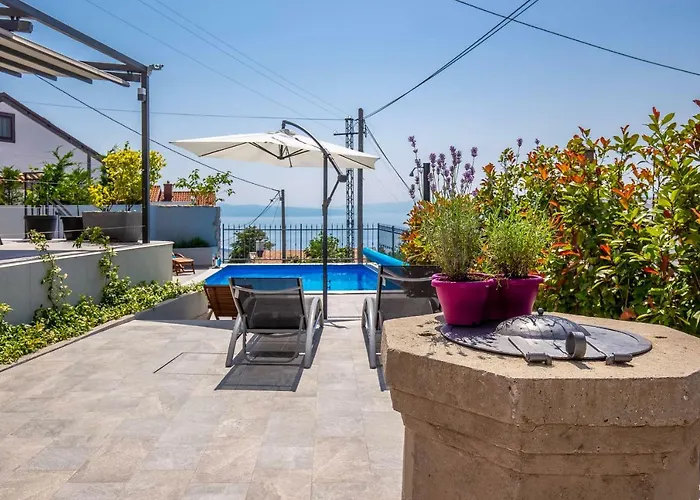 Leta - Luxury In A Oasis With Heated Swimming Pool, Fitness Center And Summer Kitchen - Kvarner Hreljin