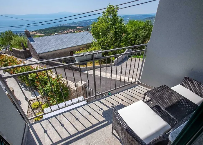 Leta - Luxury In A Oasis With Heated Swimming Pool, Fitness Center And Summer Kitchen - Kvarner * Hreljin