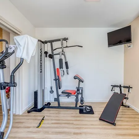 Leta - Luxury In A Oasis With Heated Swimming Pool, Fitness Center And Summer Kitchen - Kvarner 빌라 *