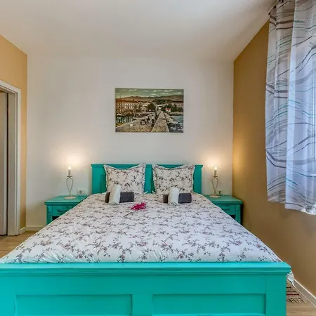 Villa Leta - Luxury In A Oasis With Heated Swimming Pool, Fitness Center And Summer Kitchen - Kvarner *