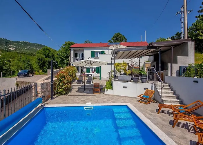 Leta - Luxury In A Oasis With Heated Swimming Pool, Fitness Center And Summer Kitchen - Kvarner * Hreljin