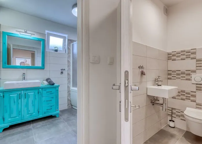 Leta - Luxury In A Oasis With Heated Swimming Pool, Fitness Center And Summer Kitchen - Kvarner